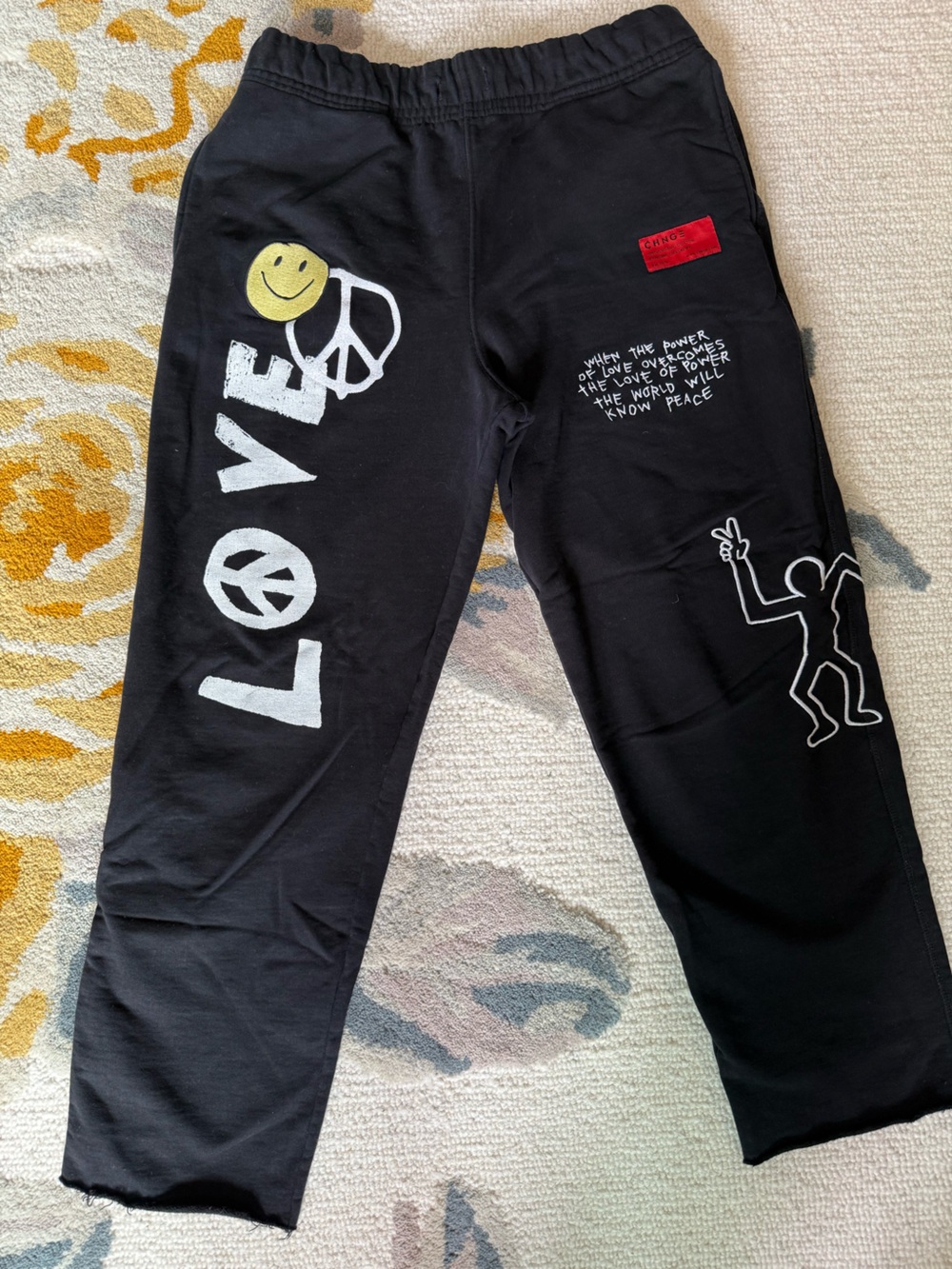 CHNGE Black Graphic Peace Love Men’s Joggers Size M -Altered See Photos-